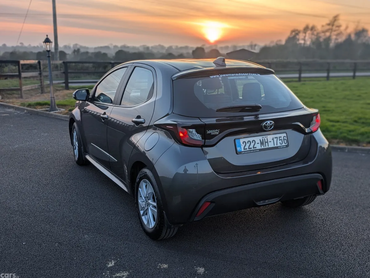 Toyota Yaris Hatchback, Petrol, 2022, Grey
