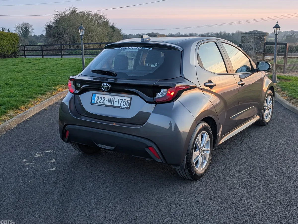 Toyota Yaris Hatchback, Petrol, 2022, Grey