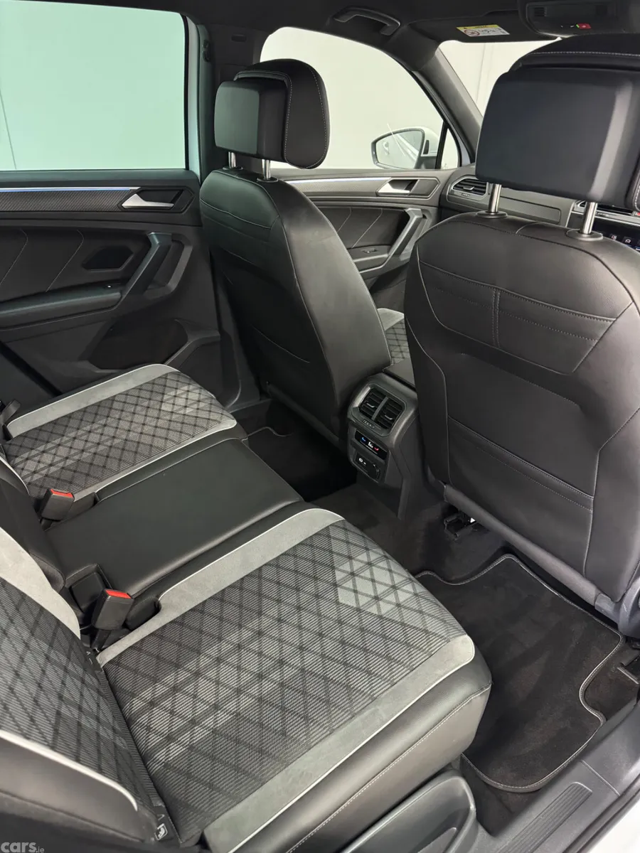 Volkswagen Tiguan SUV, Petrol Hybrid, 2022, White