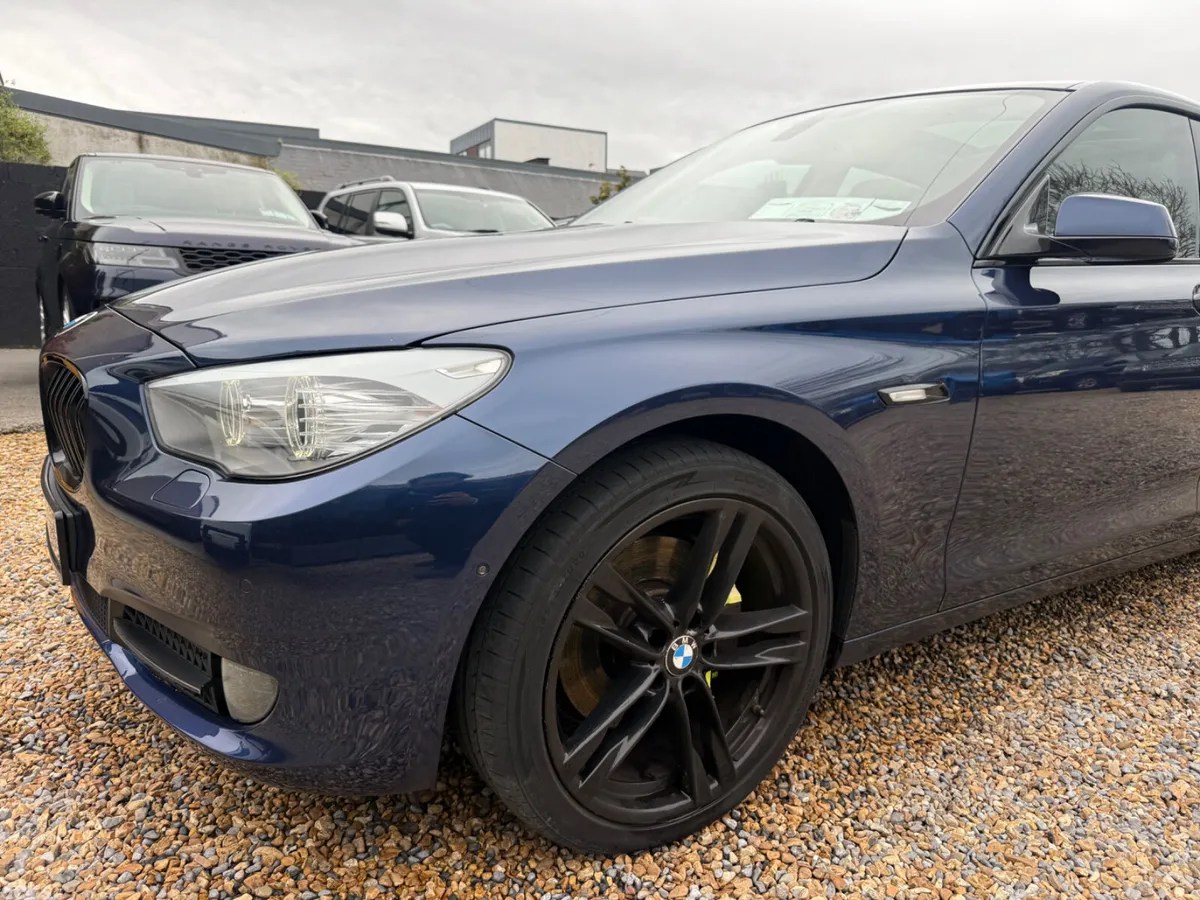 BMW 5-Series Saloon, Diesel, 2010, Blue