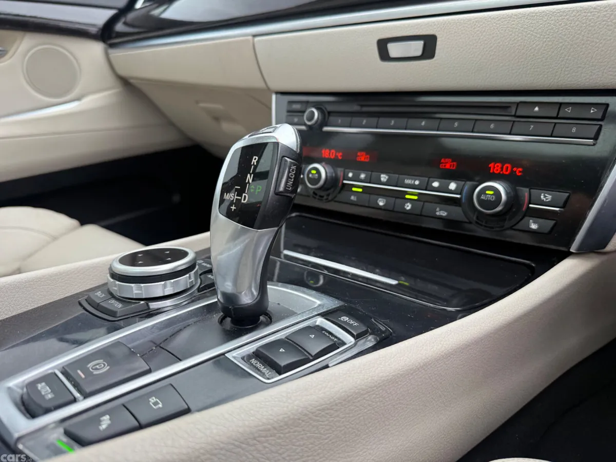 BMW 5-Series Saloon, Diesel, 2010, Blue