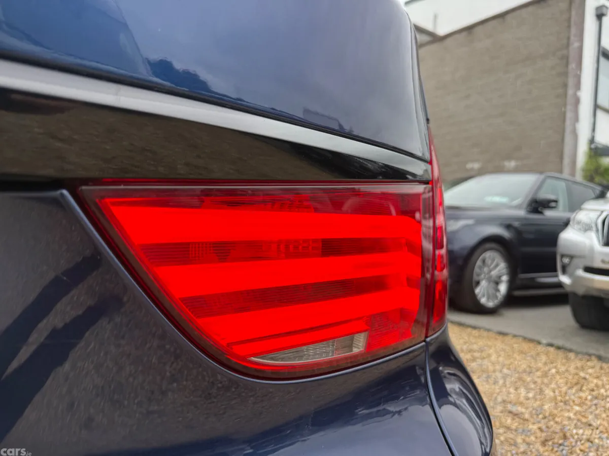 BMW 5-Series Saloon, Diesel, 2010, Blue