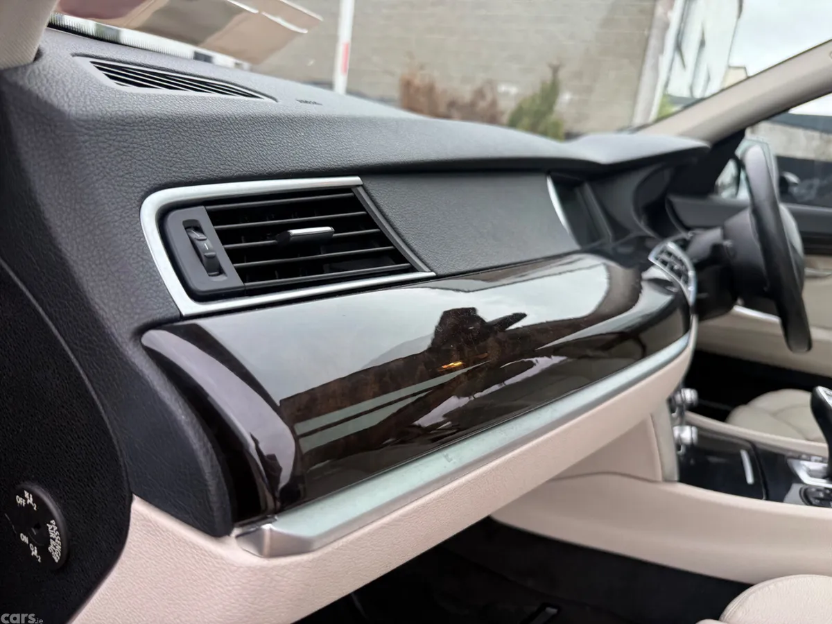 BMW 5-Series Saloon, Diesel, 2010, Blue