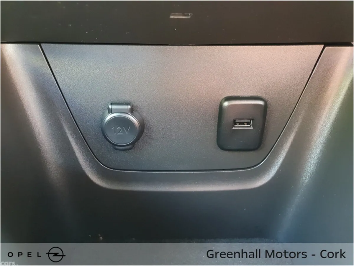 Opel Crossland SUV, Diesel, 2022, Grey