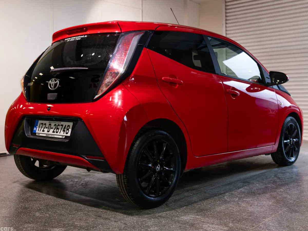 Toyota Aygo Hatchback, Petrol, 2017, Red