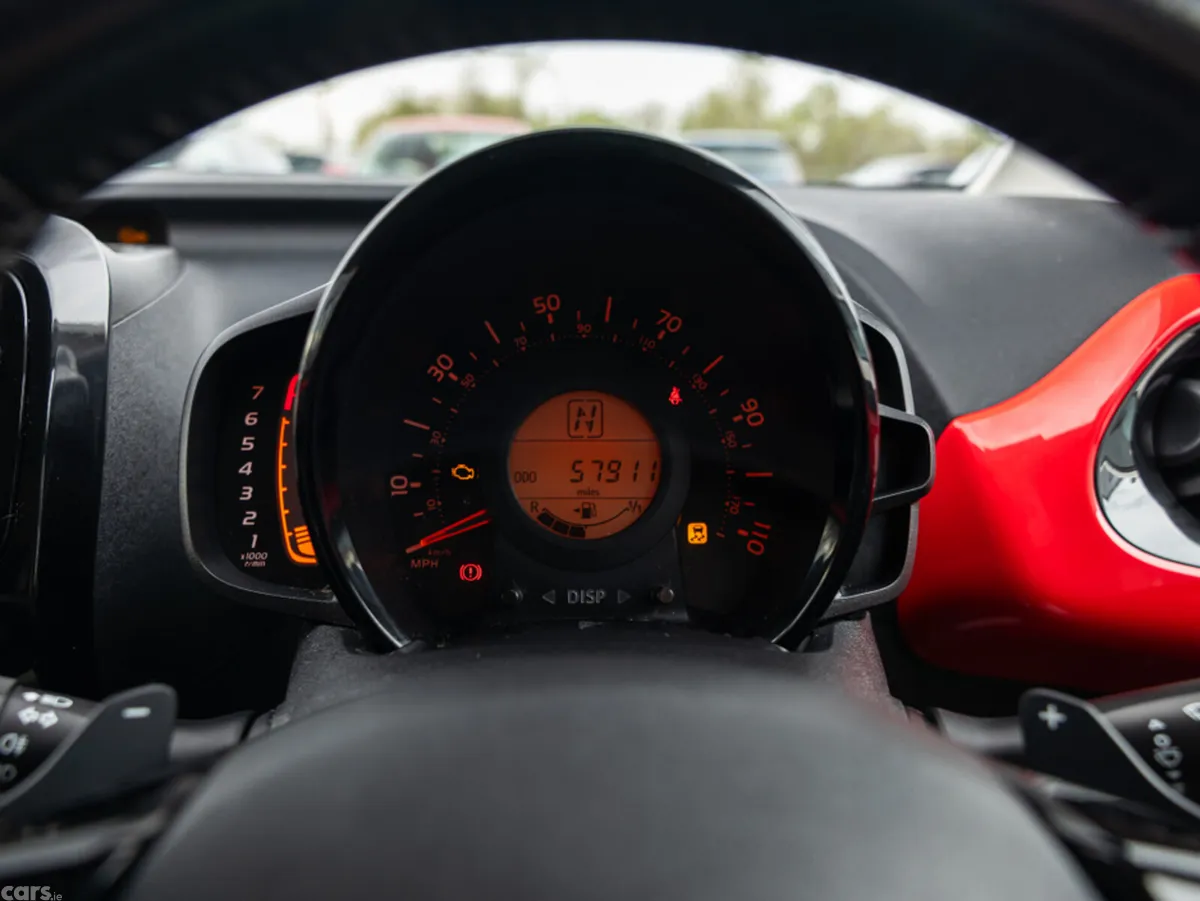 Toyota Aygo Hatchback, Petrol, 2017, Red