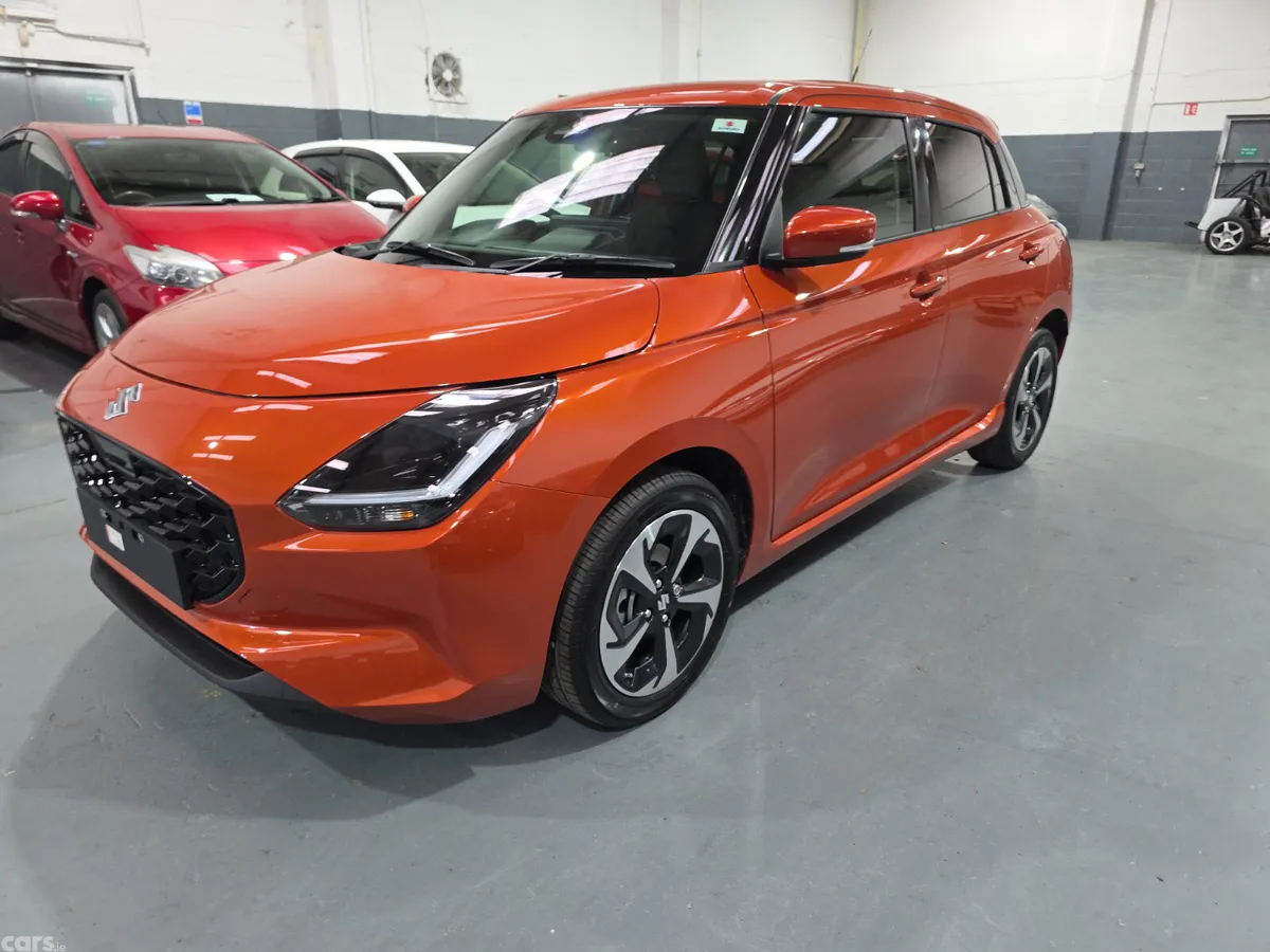 Suzuki Swift Hatchback, Petrol, 2026, Orange