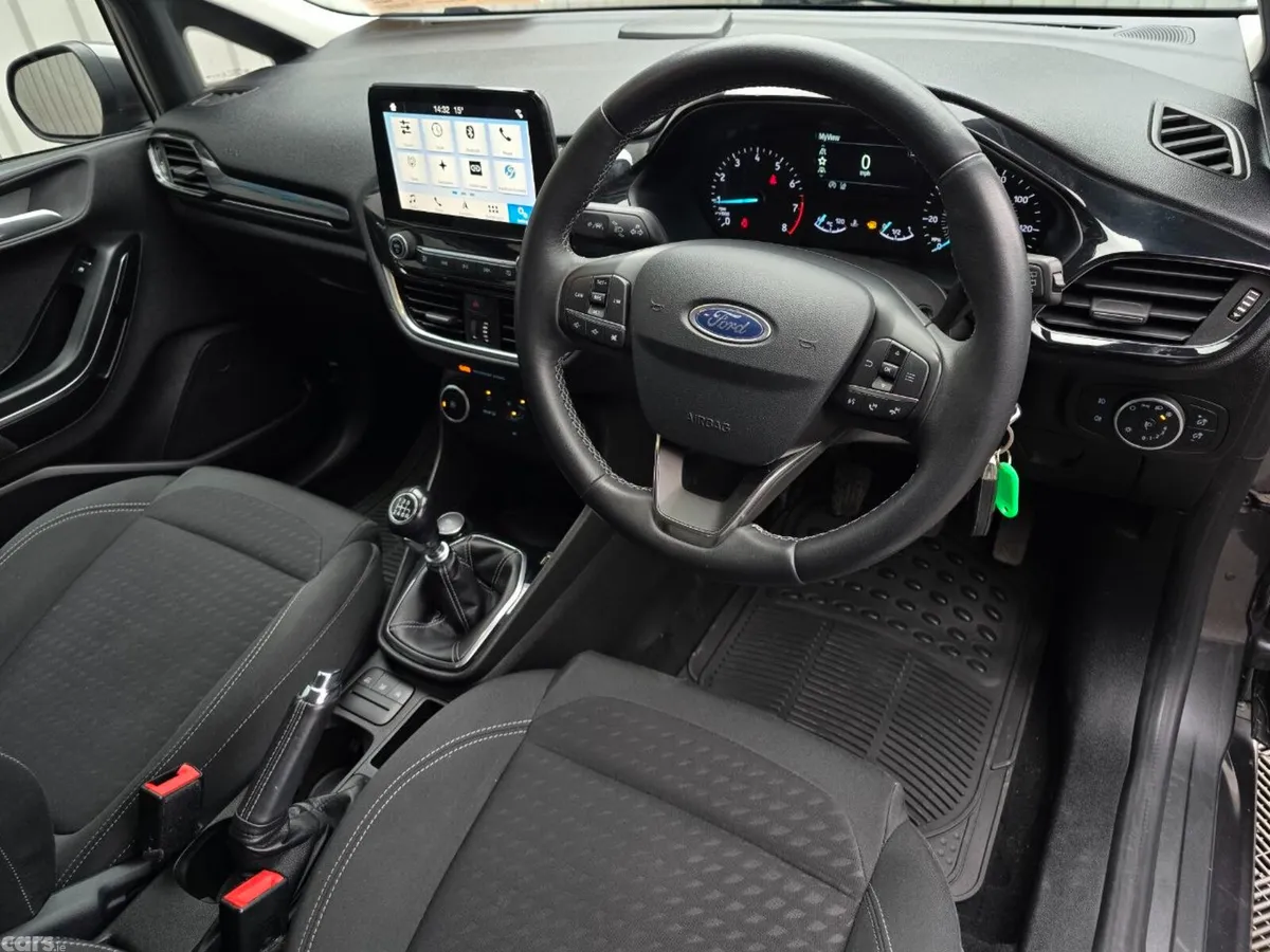 Ford Fiesta Hatchback, Petrol, 2018, Grey
