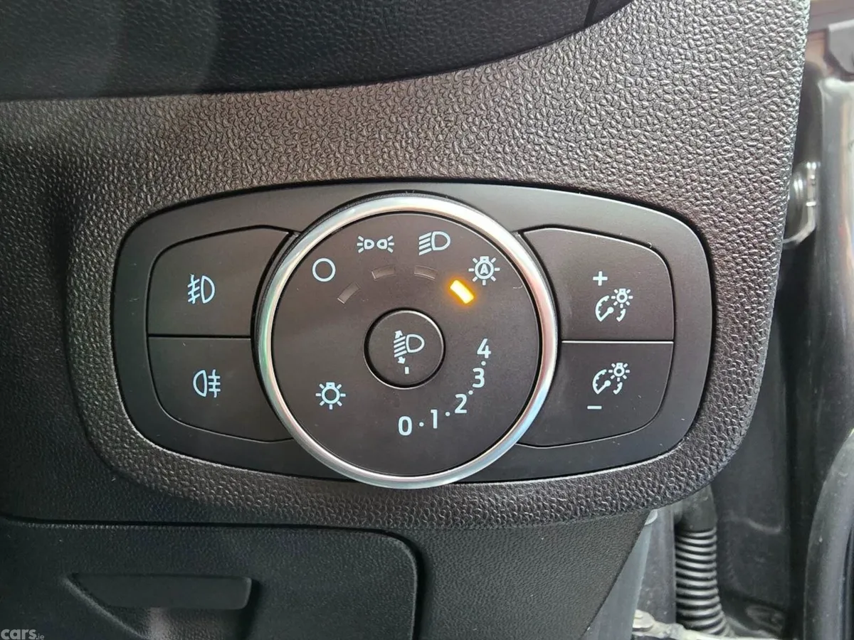 Ford Fiesta Hatchback, Petrol, 2018, Grey