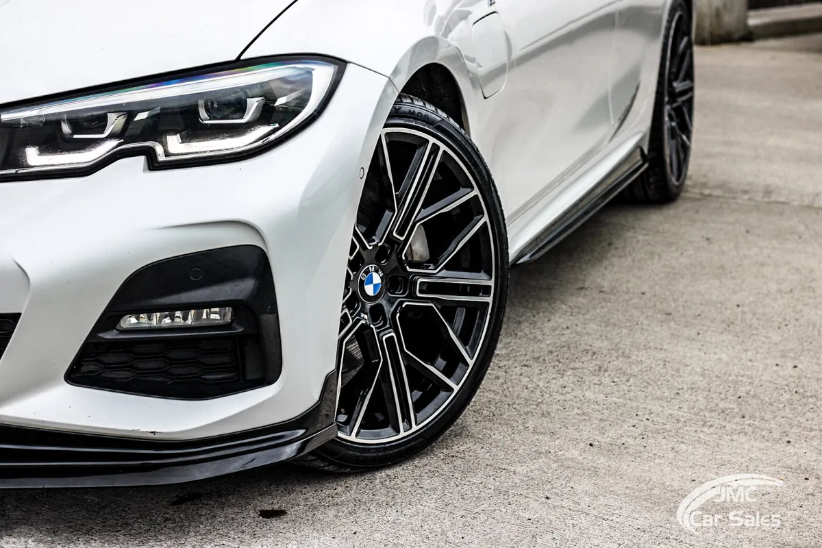 BMW 3-Series Saloon, Petrol Plug-in Hybrid, 2020, White