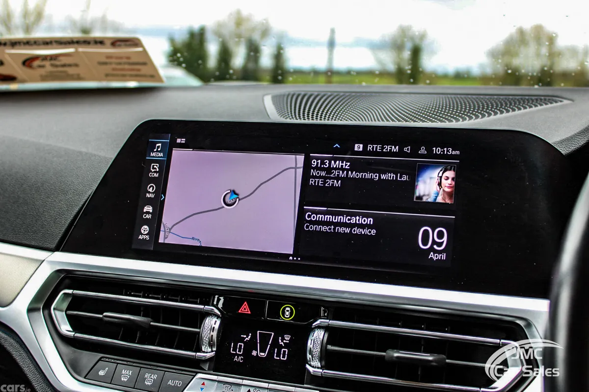 BMW 3-Series Saloon, Petrol Plug-in Hybrid, 2020, White
