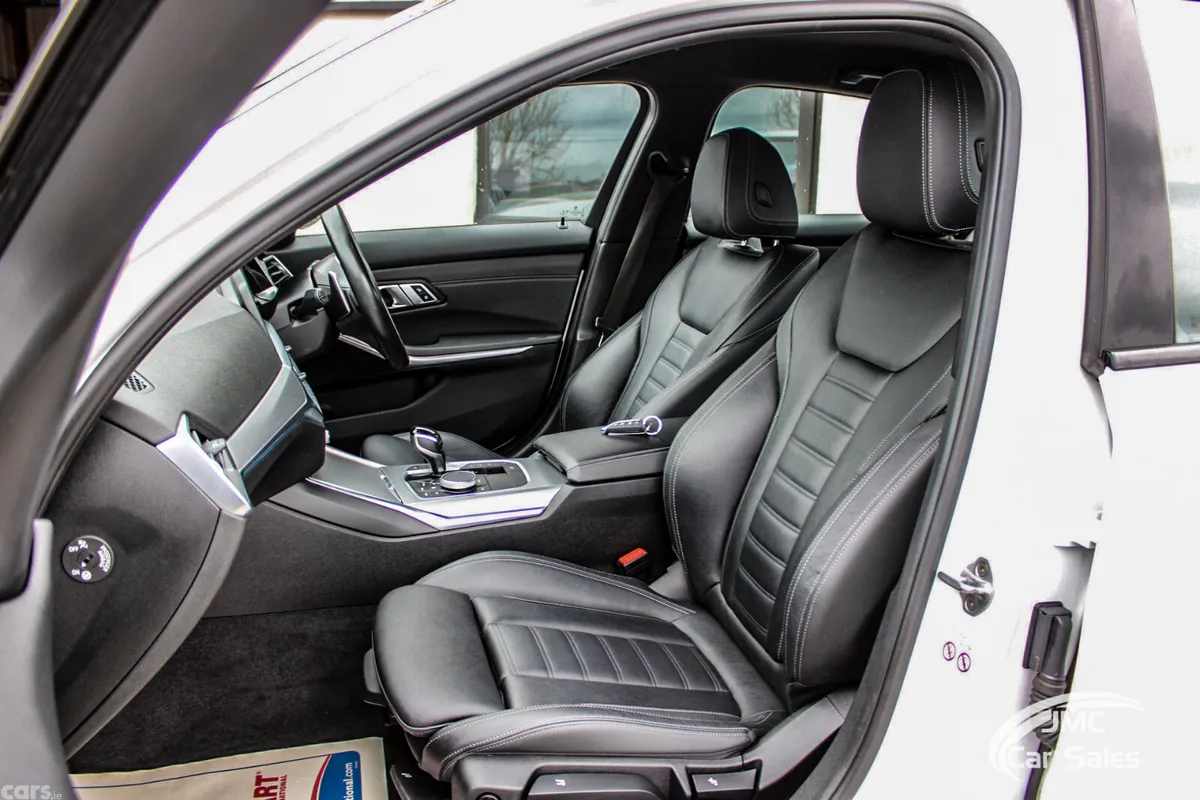 BMW 3-Series Saloon, Petrol Plug-in Hybrid, 2020, White