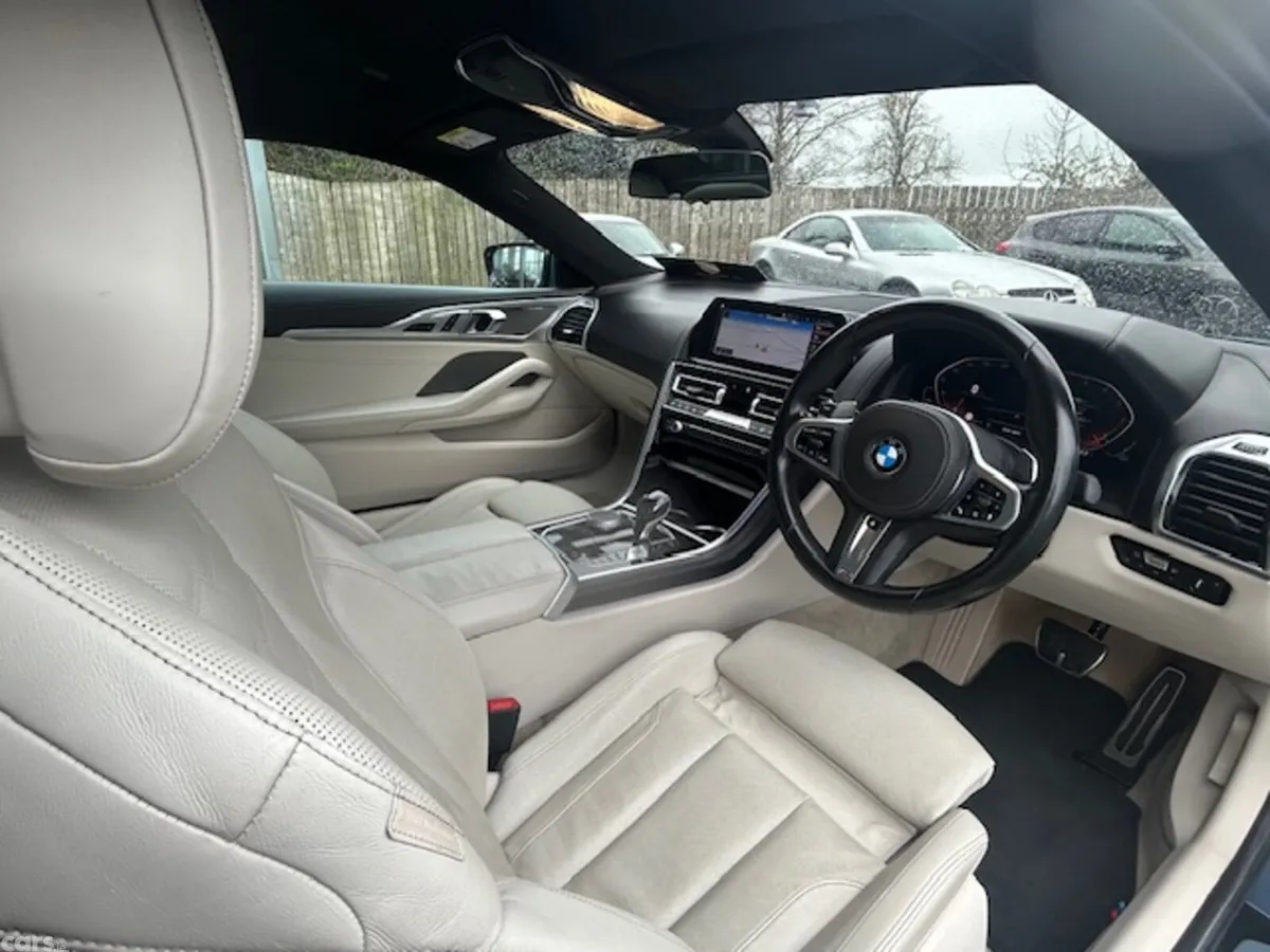 BMW 8-Series Coupe, Diesel, 2019, Blue
