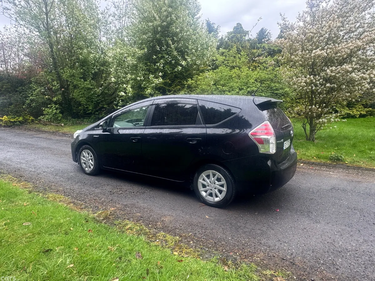 Toyota Prius MPV, Petrol Hybrid, 2015, Black
