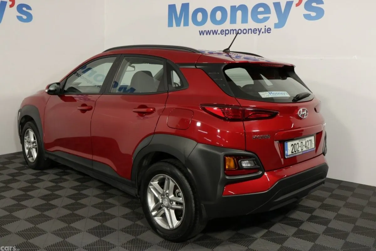Hyundai KONA MPV, Petrol, 2020, Red