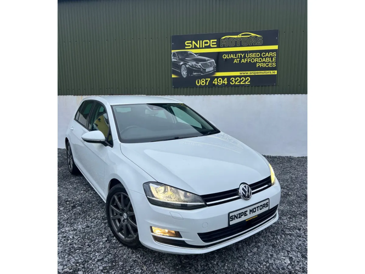 Volkswagen Golf Hatchback, Petrol, 2017, White