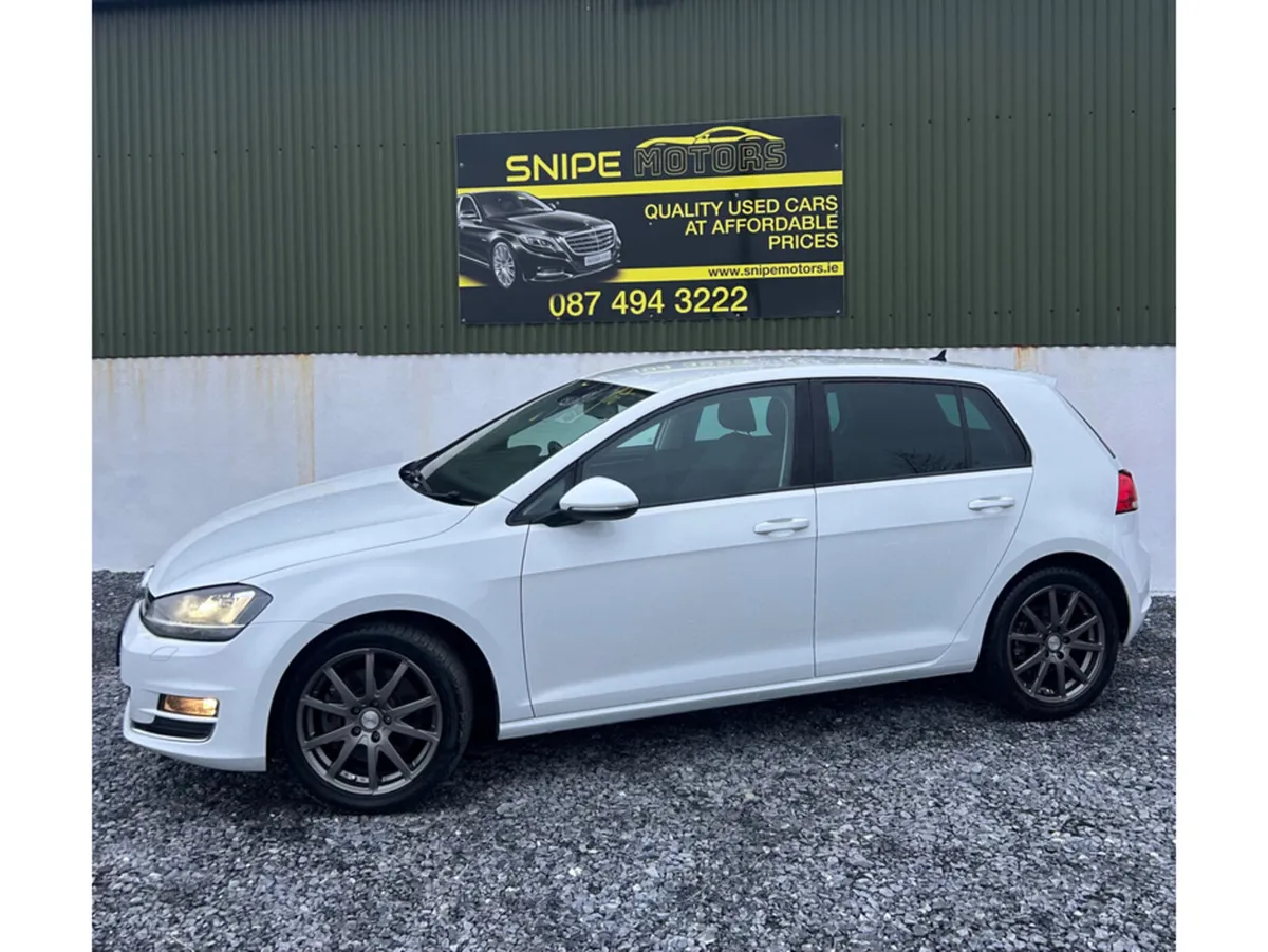 Volkswagen Golf Hatchback, Petrol, 2017, White