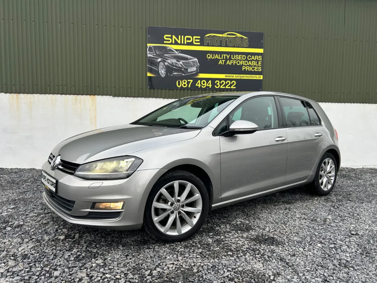 Volkswagen Golf Hatchback, Petrol, 2017, Silver