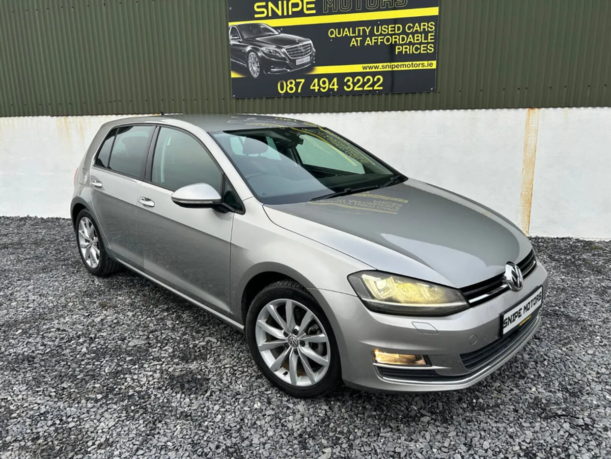 Volkswagen Golf Hatchback, Petrol, 2017, Silver