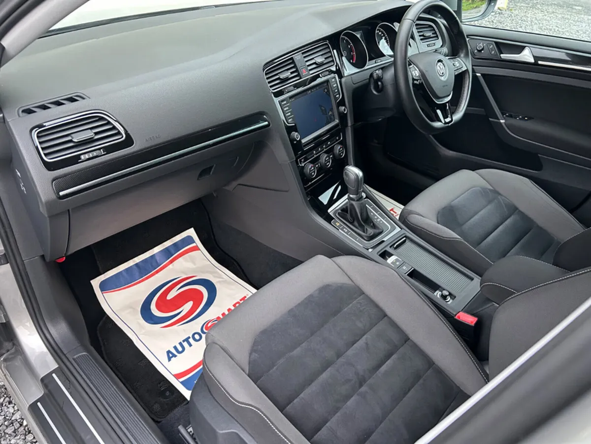 Volkswagen Golf Hatchback, Petrol, 2017, Silver