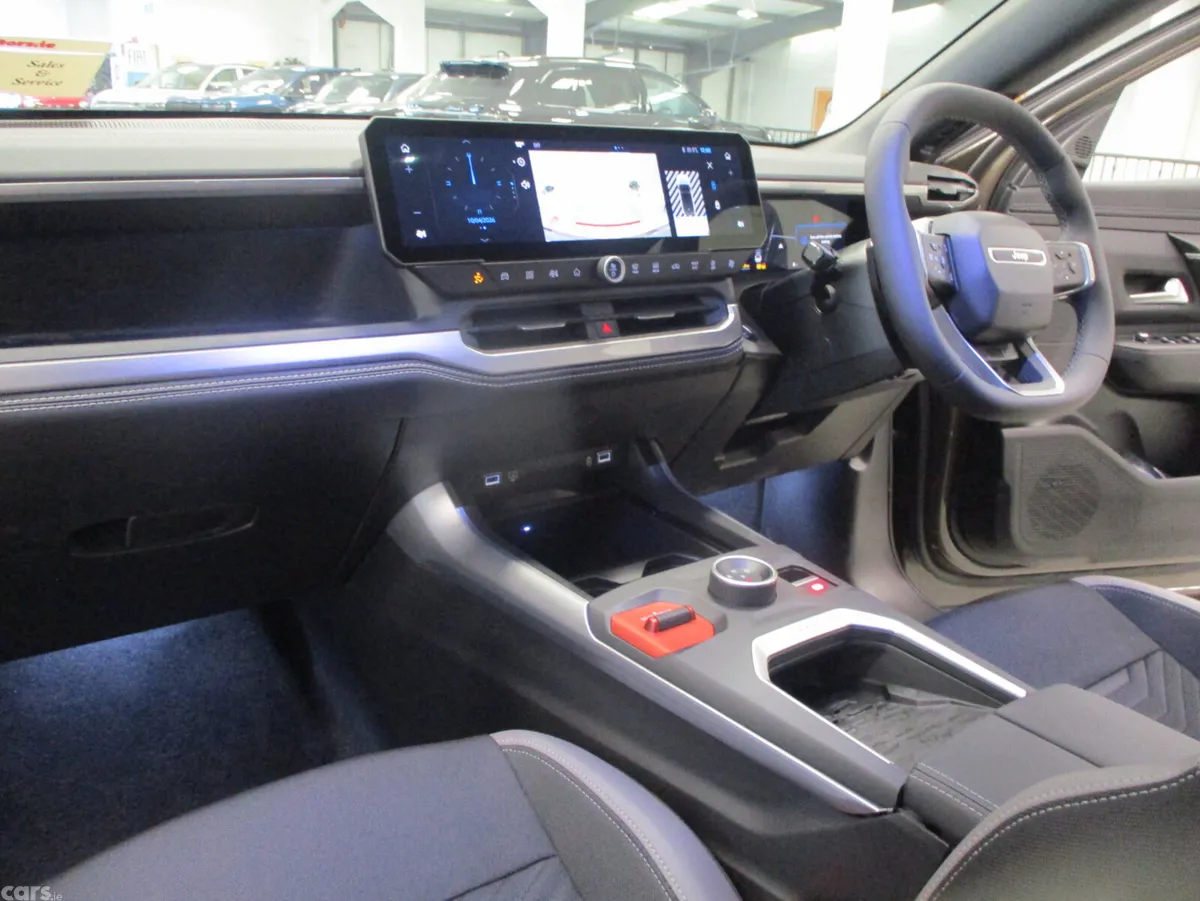 Jeep Compass SUV, Electric, 2026, Brown
