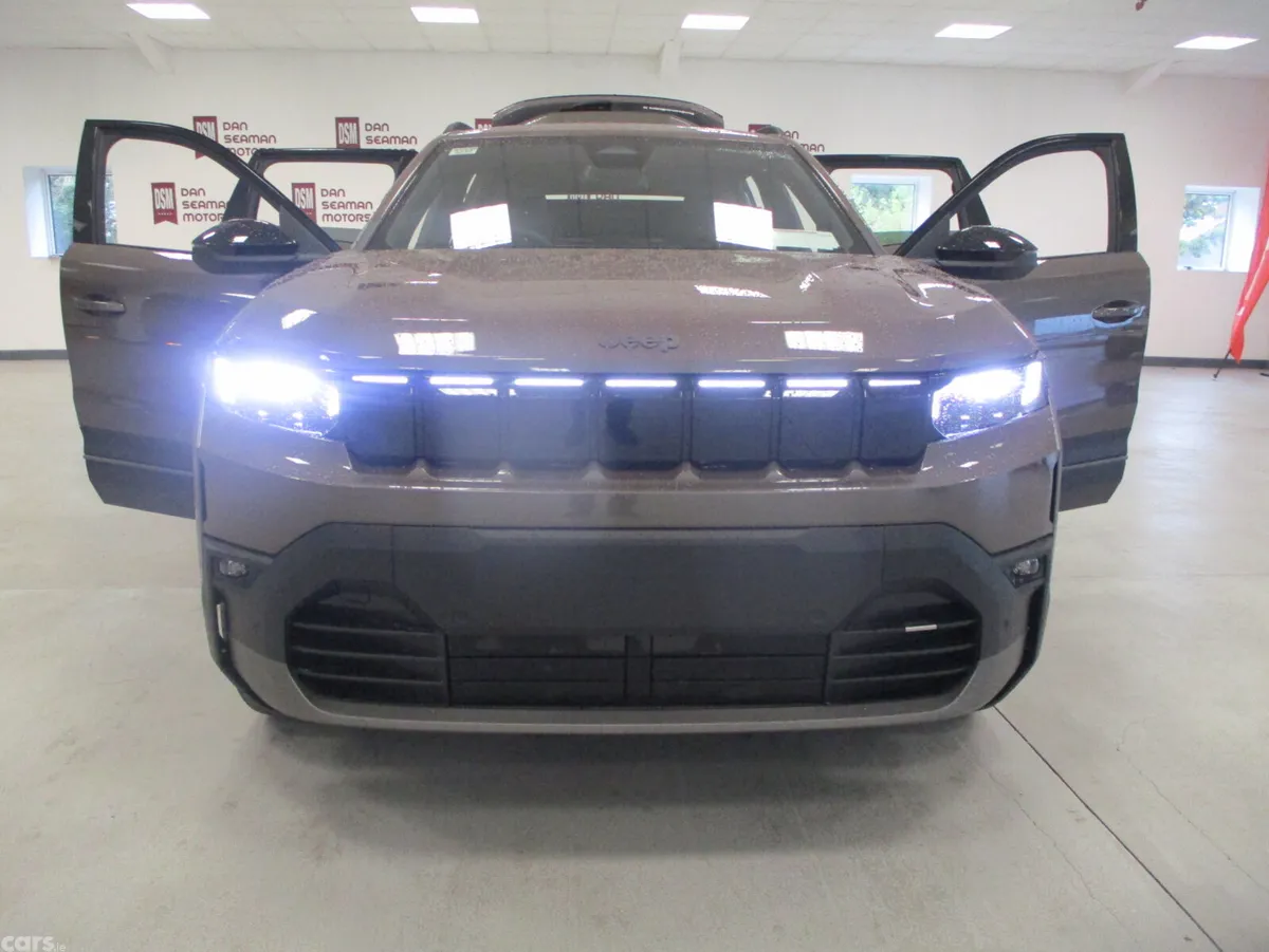Jeep Compass SUV, Electric, 2026, Brown