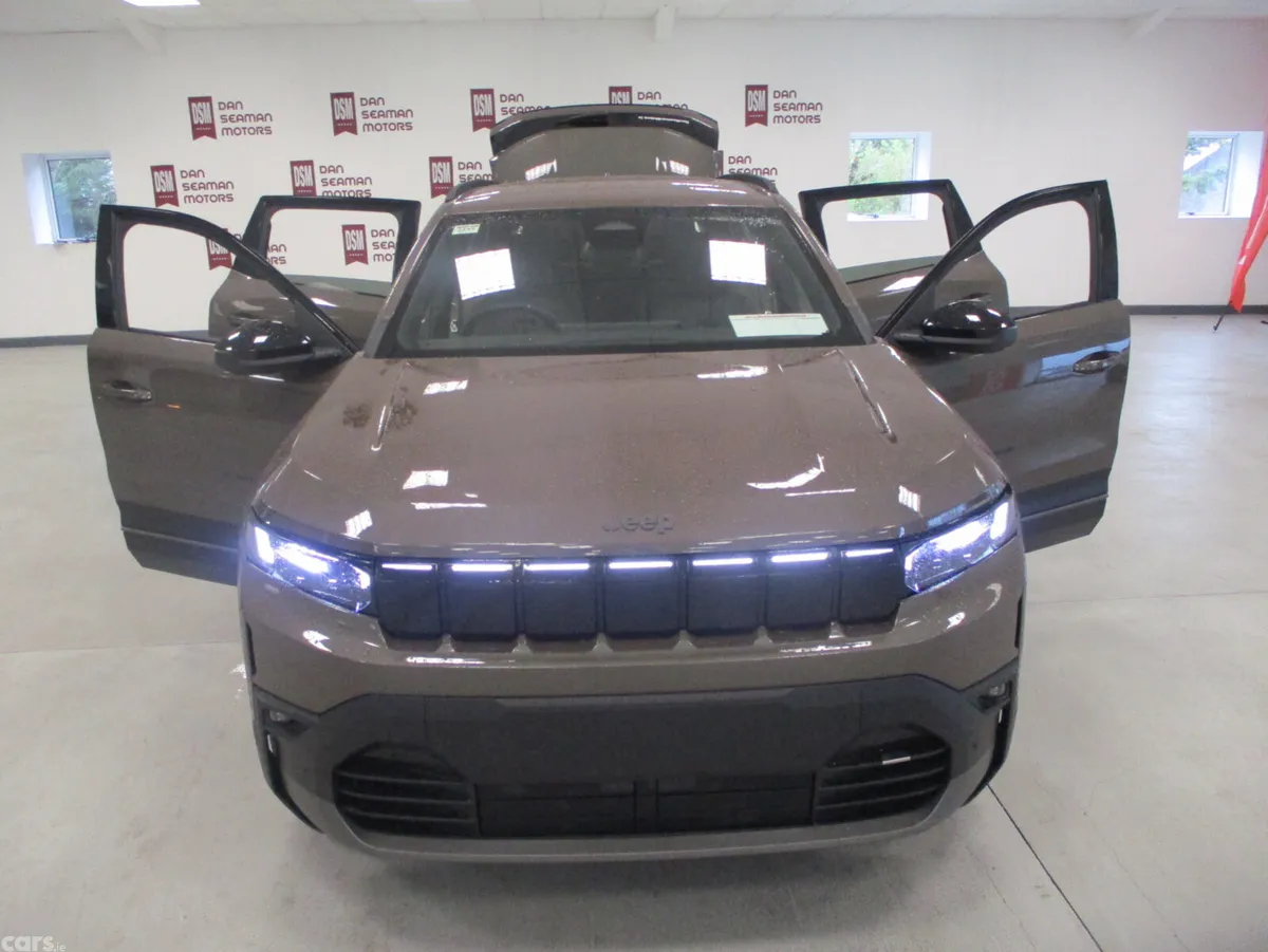 Jeep Compass SUV, Electric, 2026, Brown