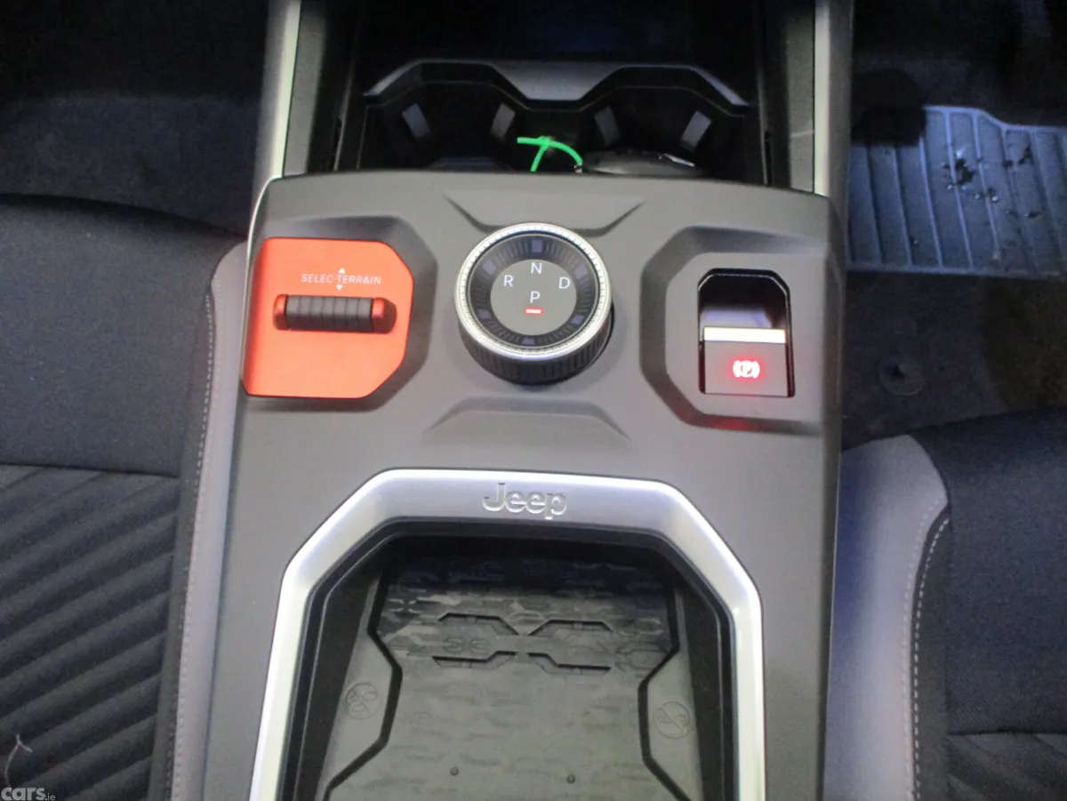Jeep Compass SUV, Electric, 2026, Brown