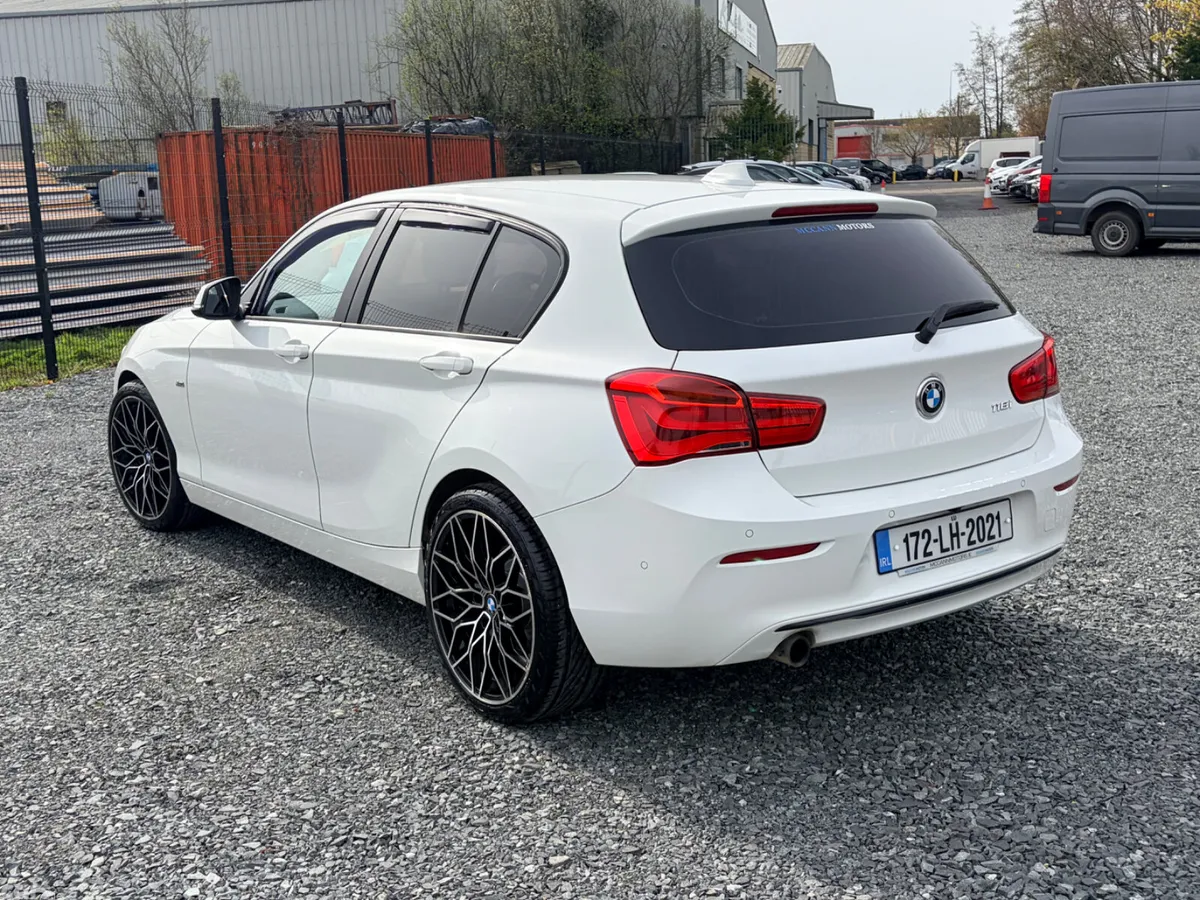 BMW 1-Series Hatchback, Petrol, 2017, White