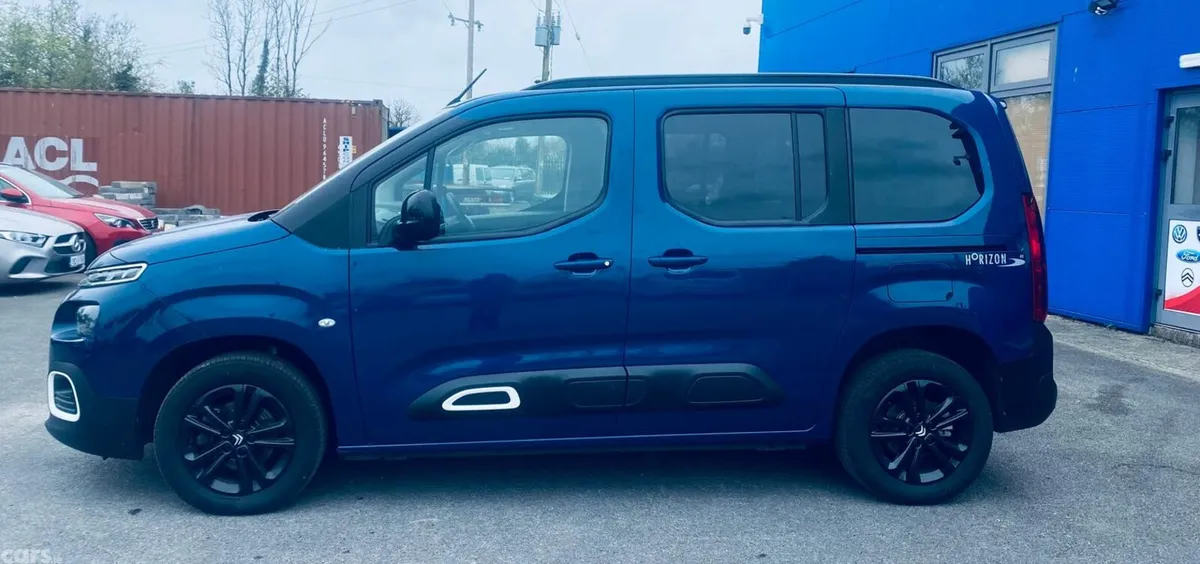 Citroen Berlingo MPV, Diesel, 2024, Blue