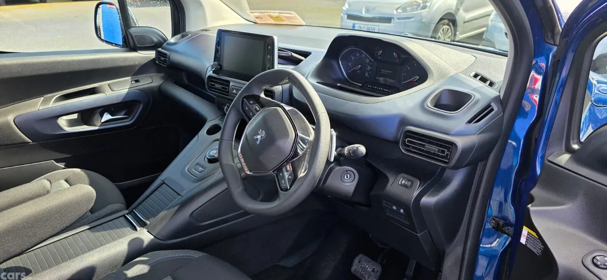 Peugeot Rifter MPV, Diesel, 2024, Blue