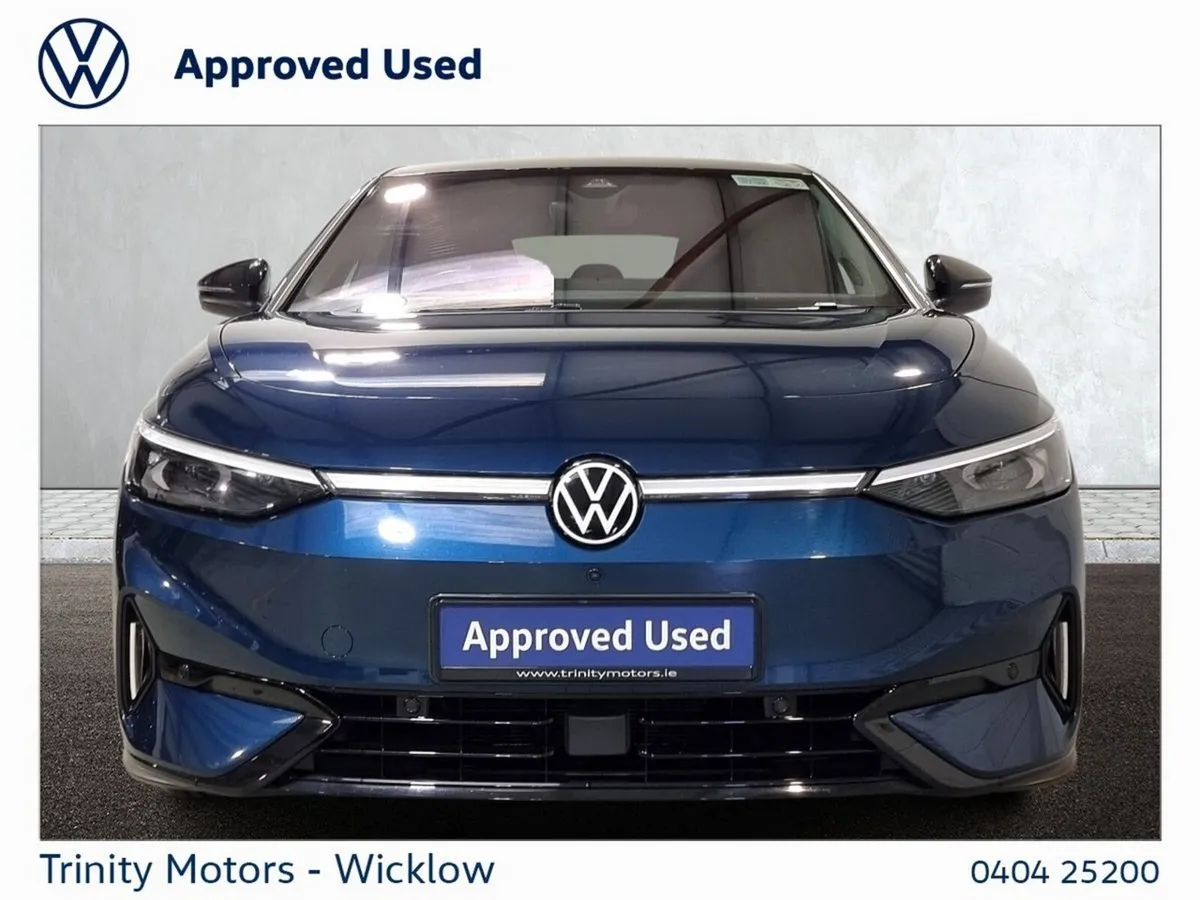 Volkswagen ID.7 Hatchback, Electric, 2024, Blue