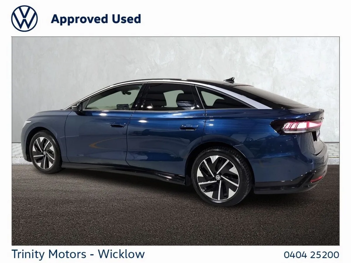 Volkswagen ID.7 Hatchback, Electric, 2024, Blue