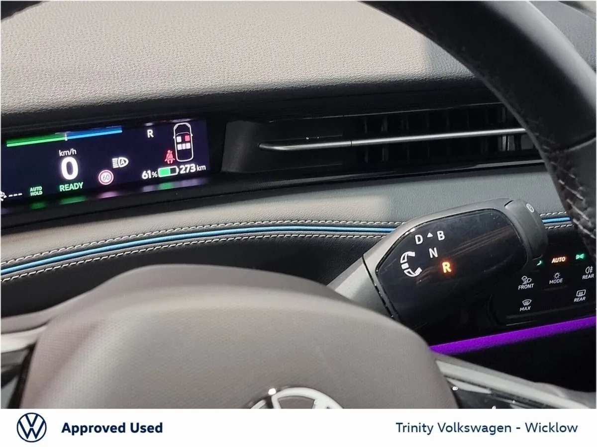 Volkswagen ID.7 Hatchback, Electric, 2024, Blue