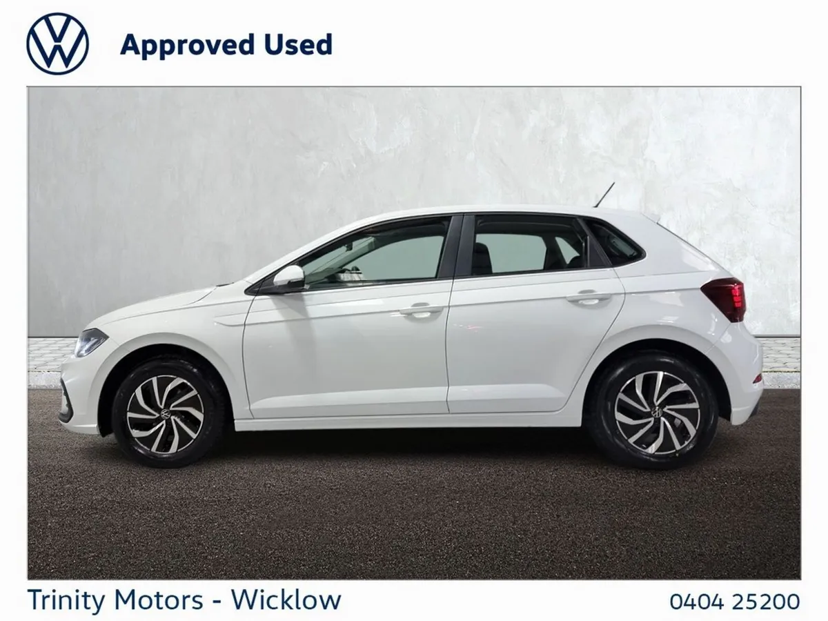 Volkswagen Polo Hatchback, Petrol, 2022, White