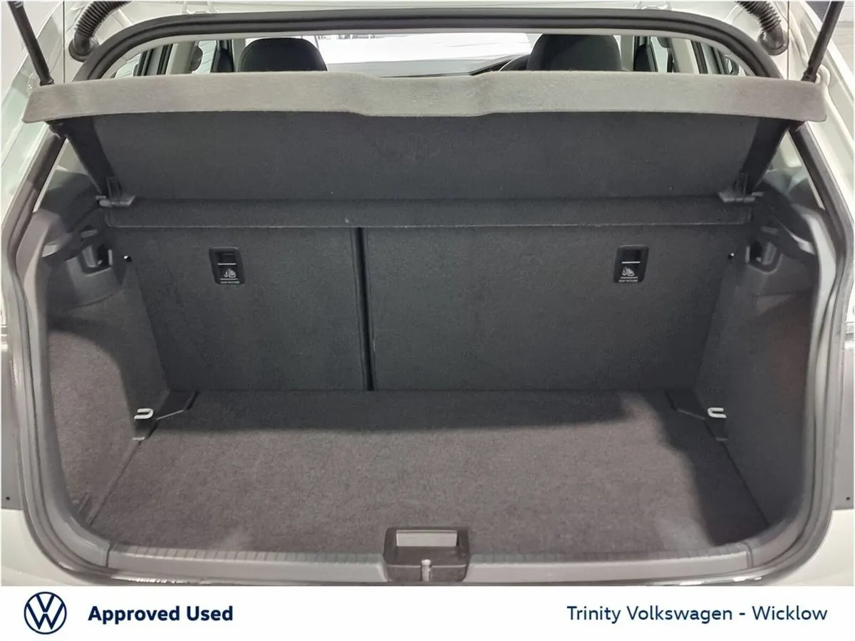 Volkswagen Polo Hatchback, Petrol, 2022, White