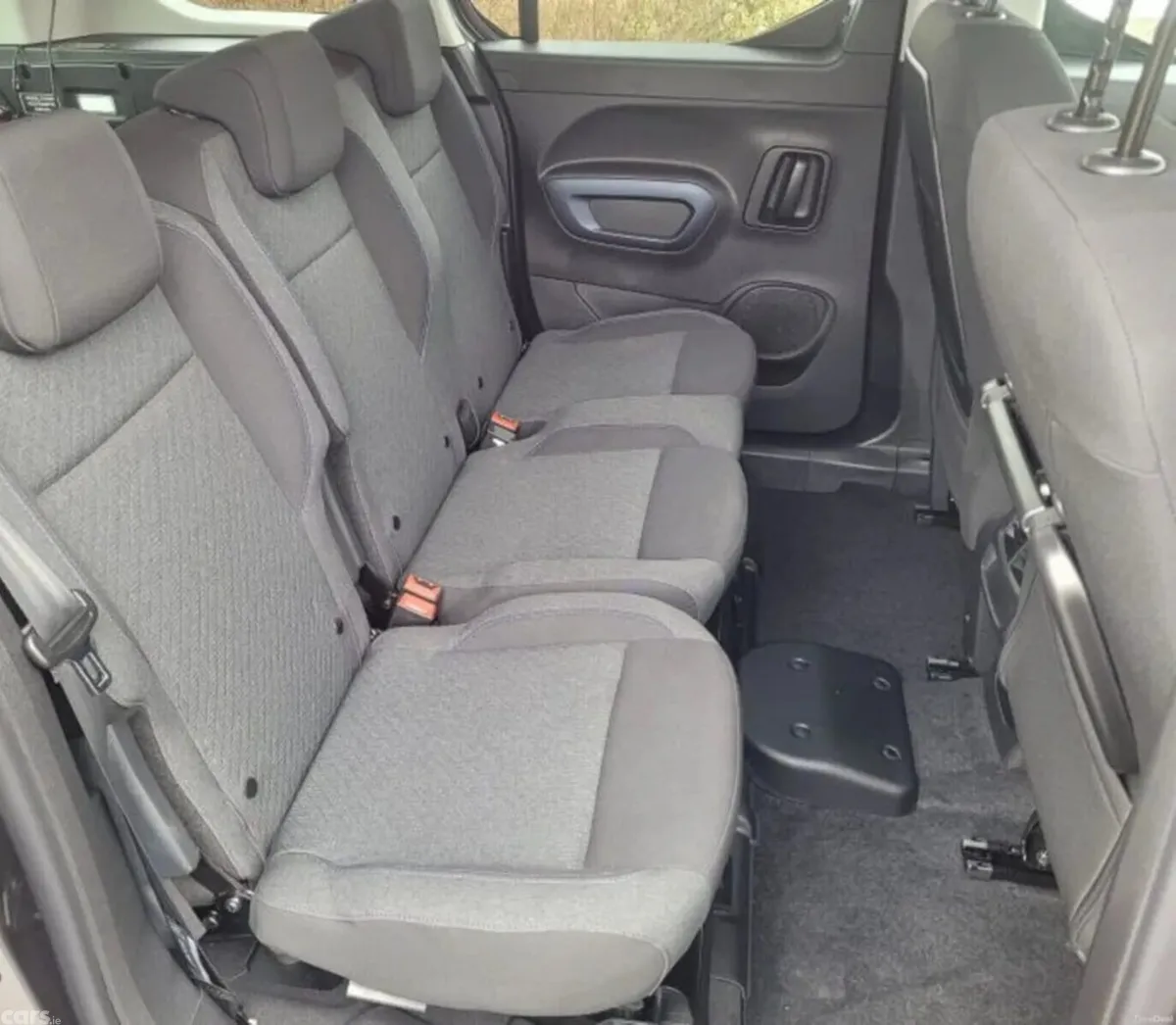 Peugeot Rifter MPV, Diesel, 2024, Blue