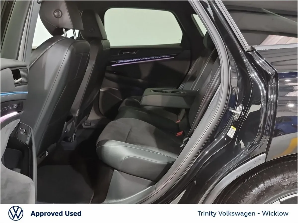 Volkswagen ID.7 Hatchback, Electric, 2024, Black