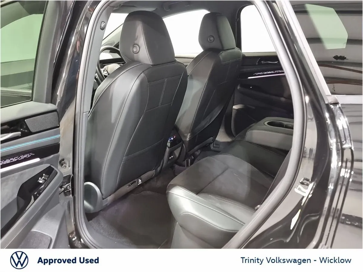 Volkswagen ID.7 Hatchback, Electric, 2024, Black
