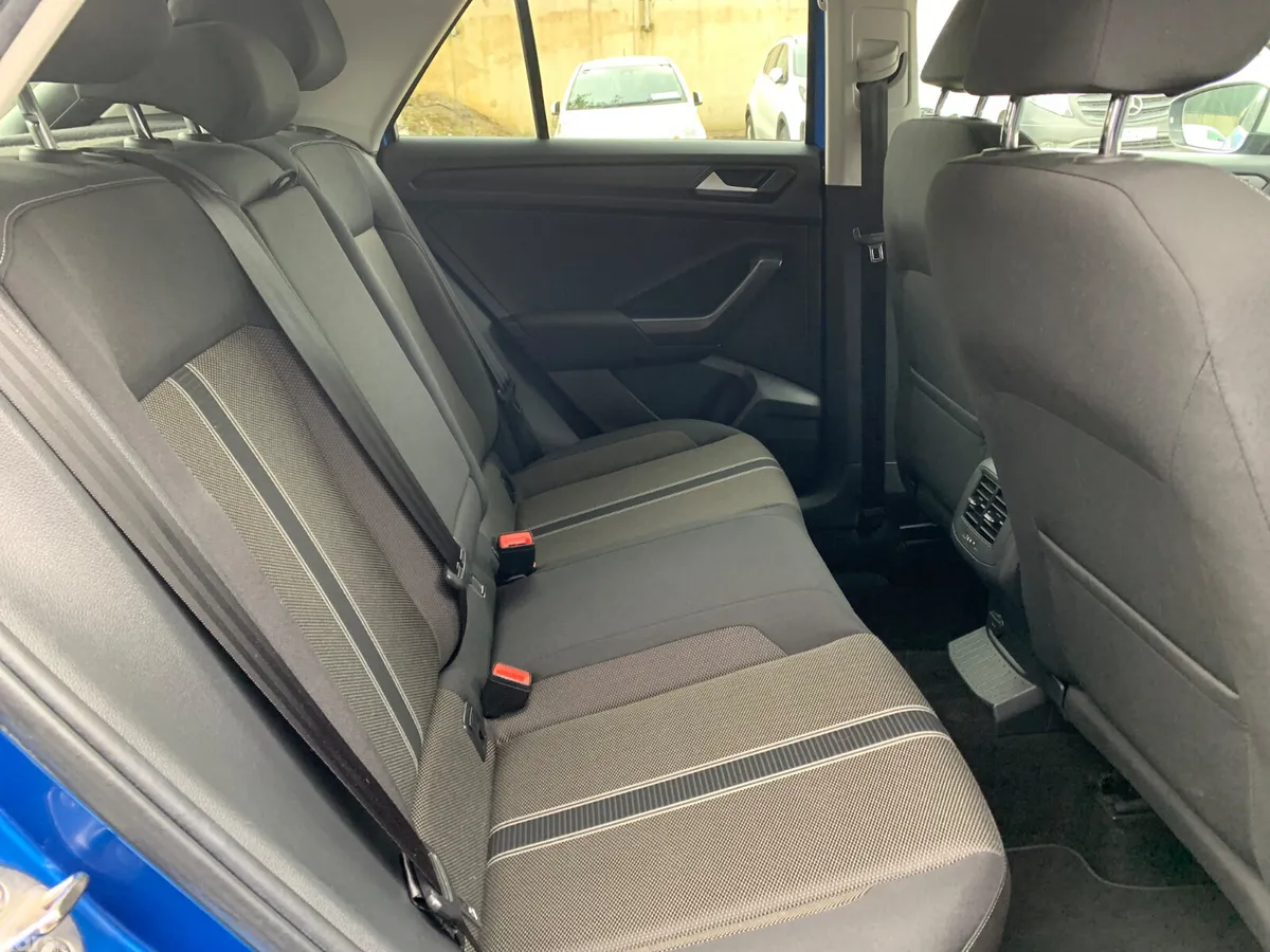 Volkswagen T-Roc SUV, Petrol, 2019, Blue