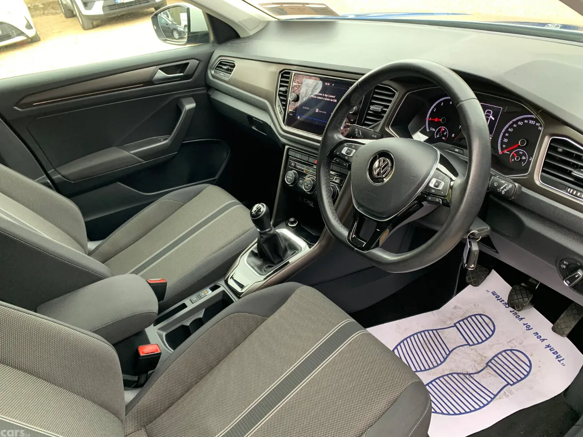 Volkswagen T-Roc SUV, Petrol, 2019, Blue