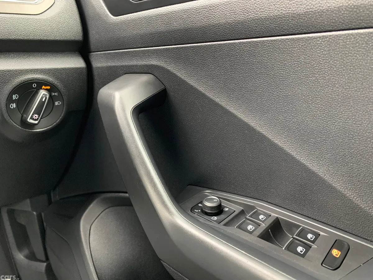 Volkswagen T-Roc SUV, Petrol, 2019, Blue