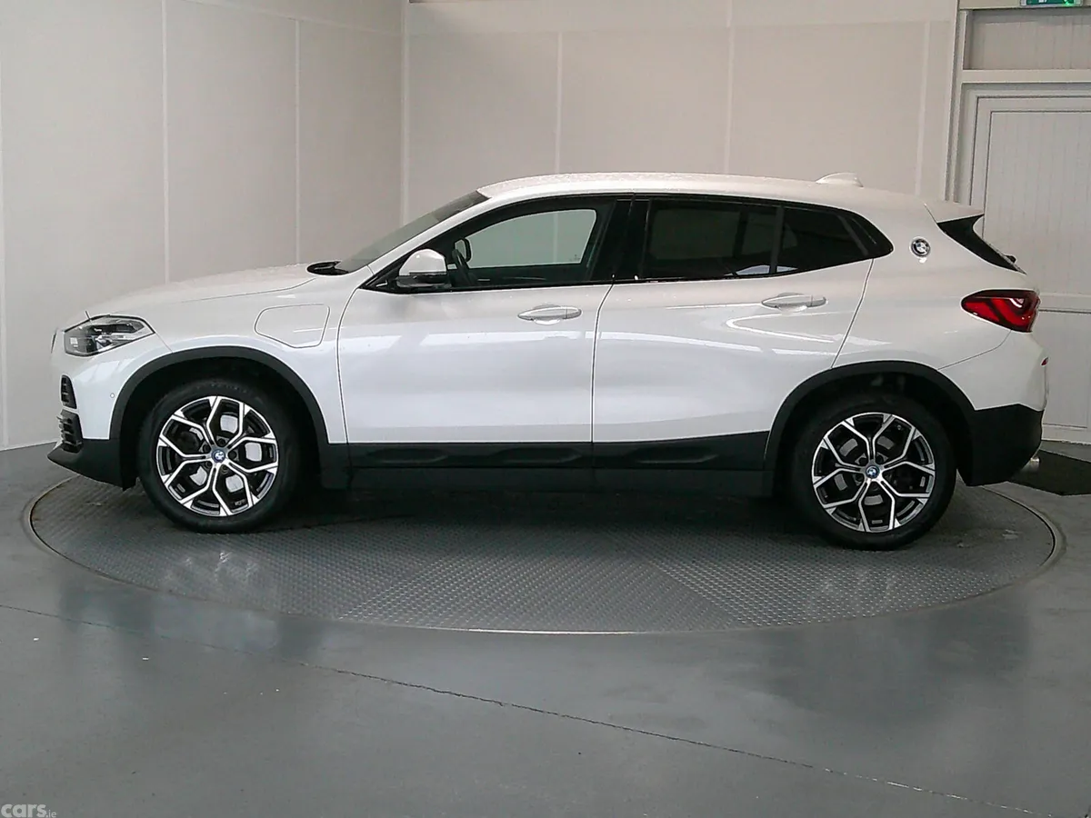 BMW X2 SUV, Petrol Hybrid, 2023, White