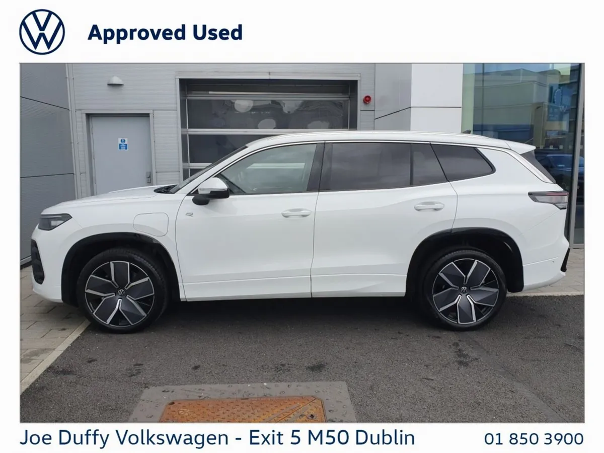 Volkswagen Tayron SUV, Petrol Plug-in Hybrid, 2026, White