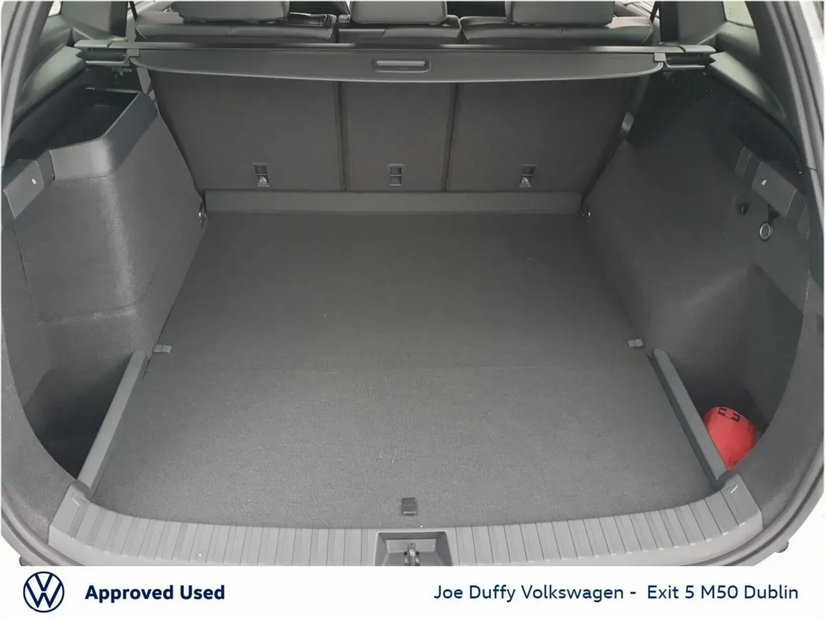 Volkswagen Tayron SUV, Petrol Plug-in Hybrid, 2026, White