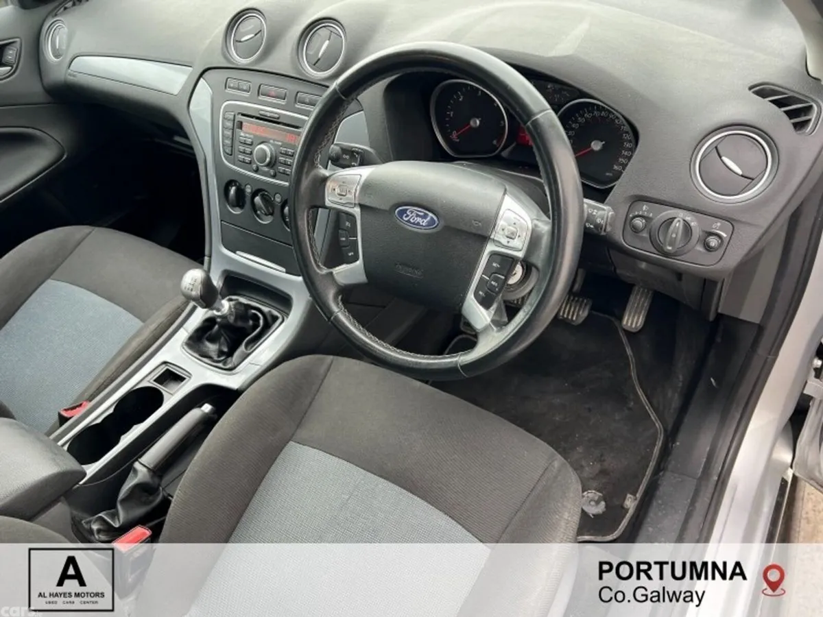 Ford Mondeo Hatchback, Diesel, 2014, Silver
