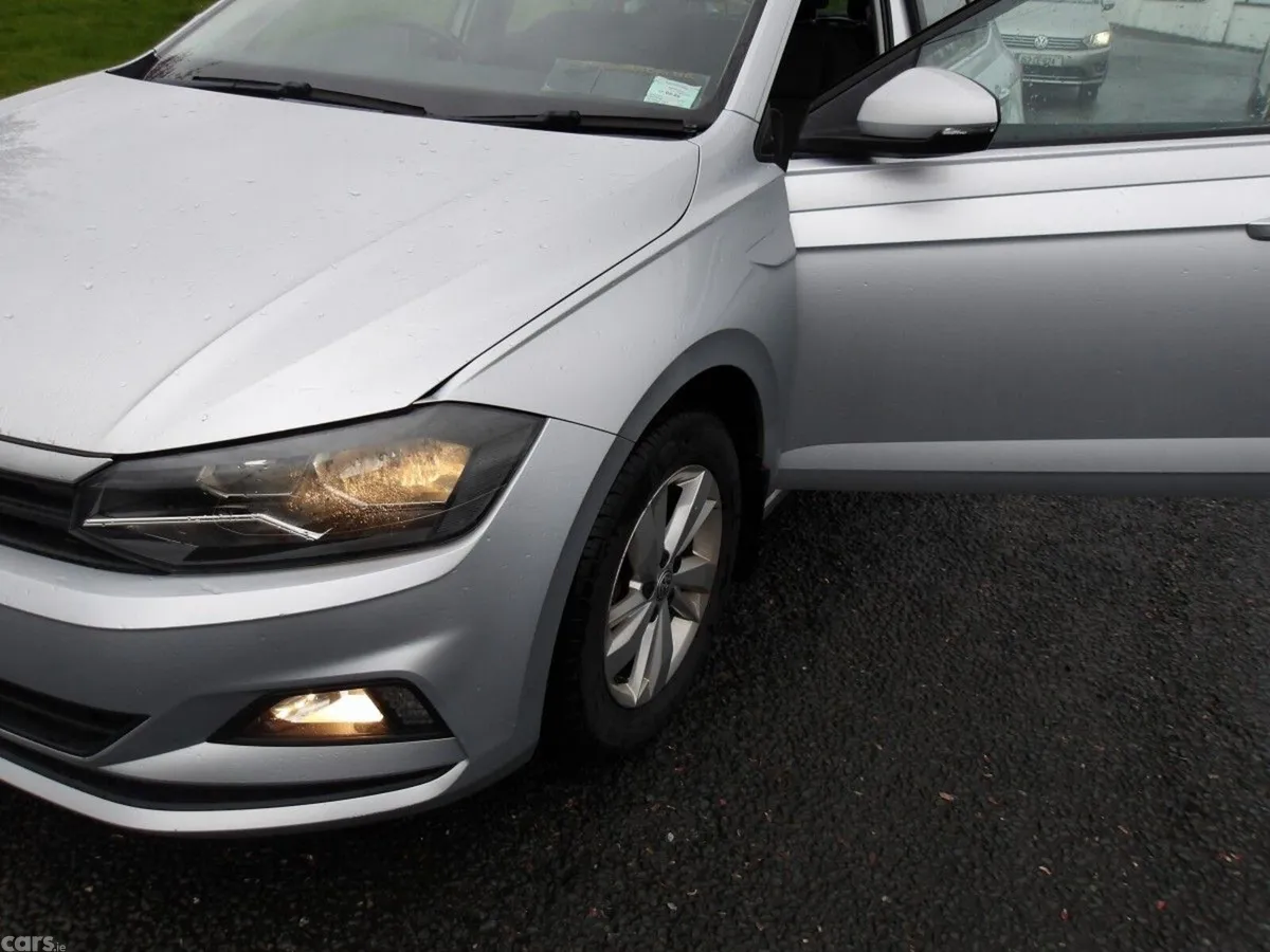 Volkswagen Polo Hatchback, Petrol, 2018, Silver