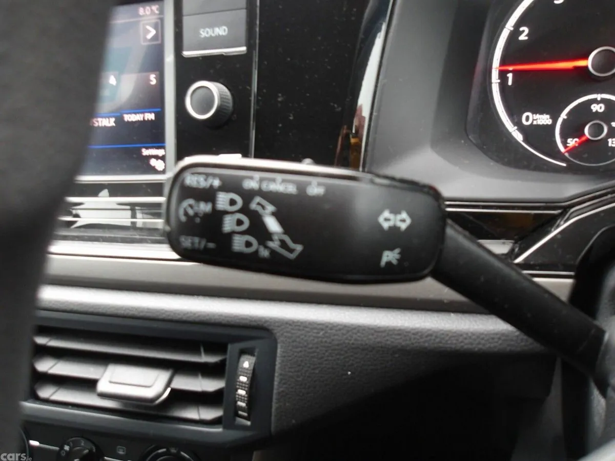 Volkswagen Polo Hatchback, Petrol, 2018, Silver