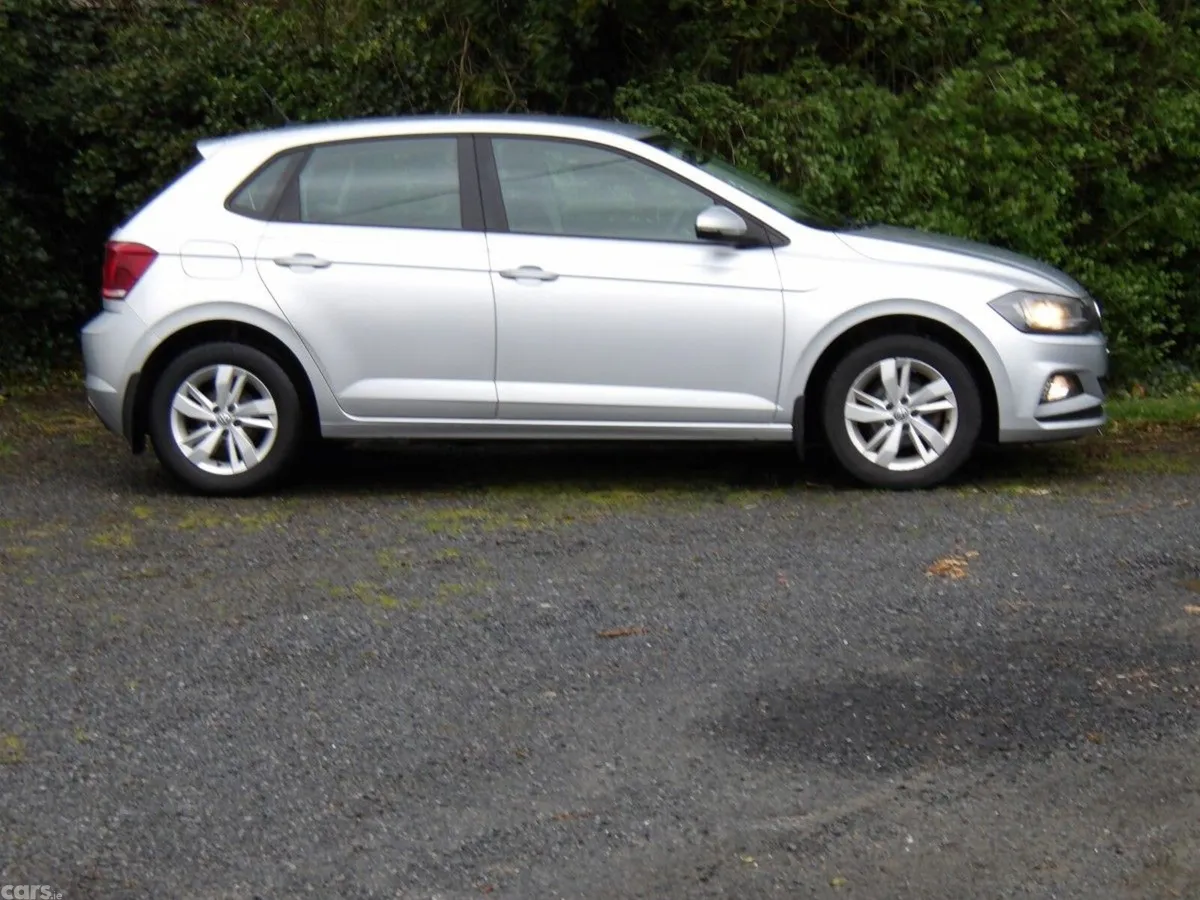 Volkswagen Polo Hatchback, Petrol, 2018, Silver