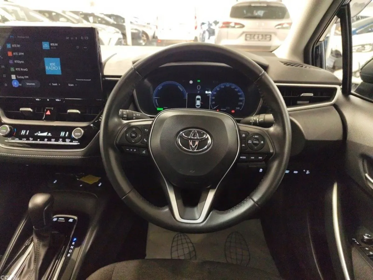 Toyota Corolla Saloon, Petrol Hybrid, 2025, Black